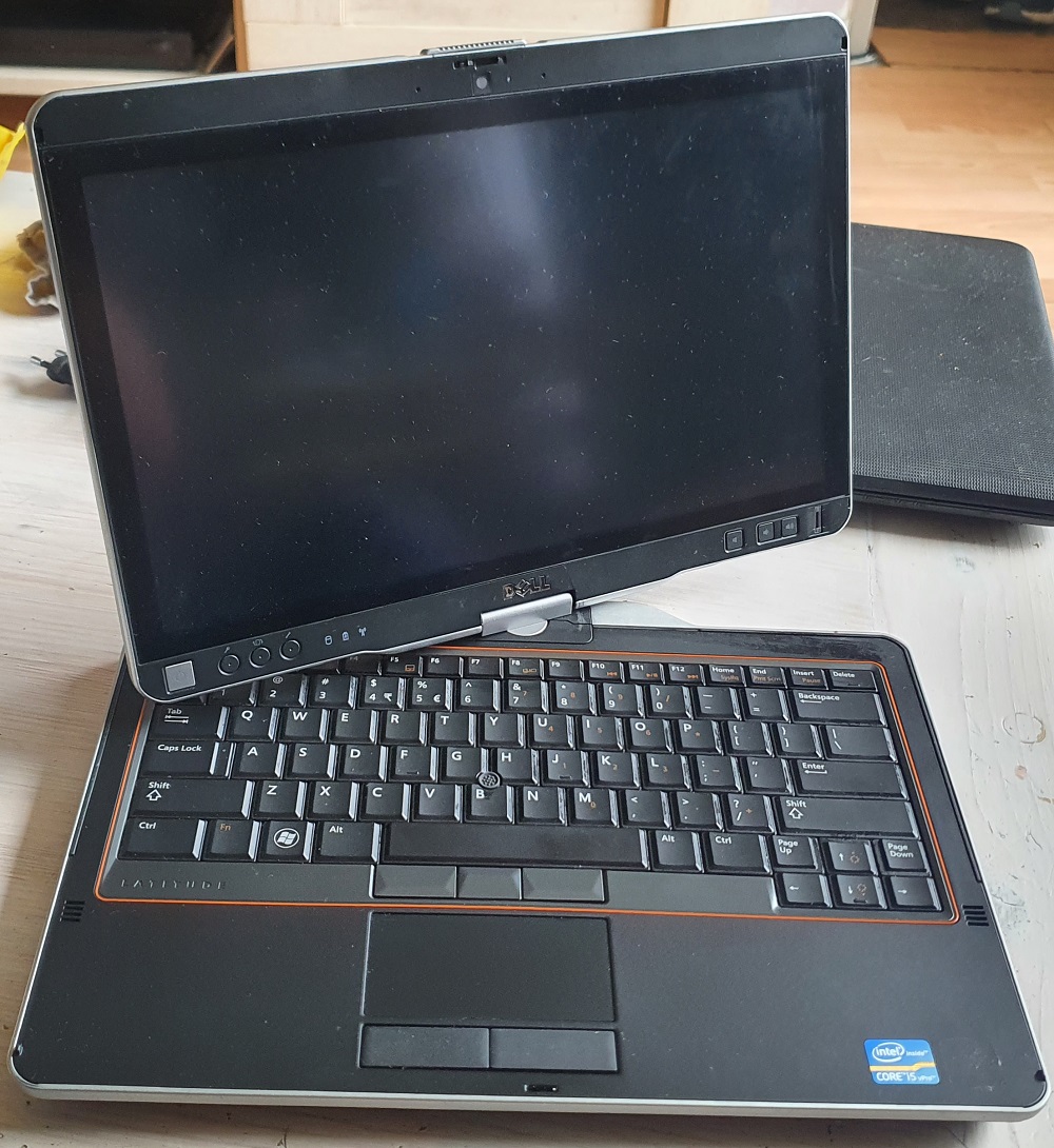 Dell Latitude XT3